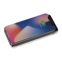 Kép 2/3 - Vezeték nélküli power bank  - 8000 mAh, fekete