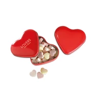 Kép 6/8 - LOVEMINT Cukorka szív alakú tartóban, piros
