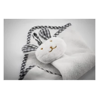 Kép 5/5 - HUG ME Nyuszis morzsolgató kendő, fehér