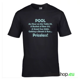 T-shirt egyedi grafikával