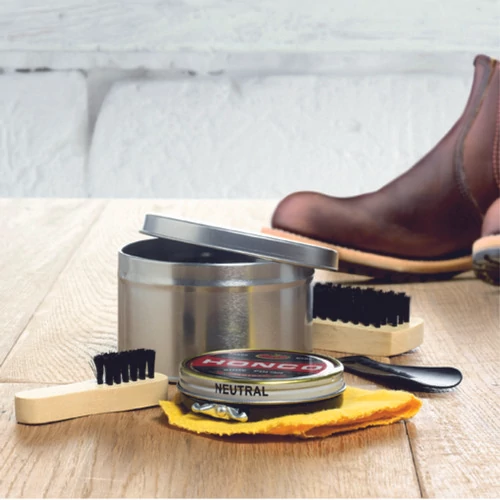 Tisztító eszközök és cipőápolók